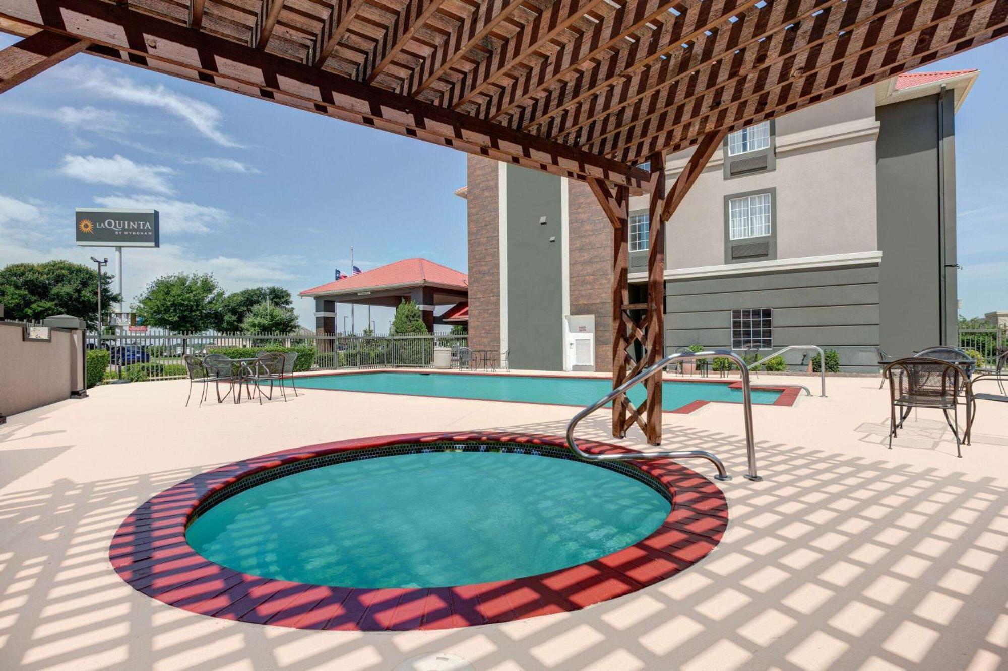 La Quinta By Wyndham Weatherford Extérieur photo